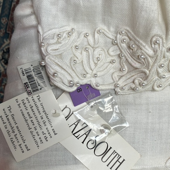NWT beautiful beaded dress, white pearl on white raime fabric.Size 8. Brand new. - Picture 5 of 6